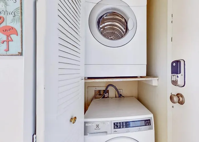 Appartement Budget-friendly Beachfront With Balcony Tennis Gym Pools & Sauna *